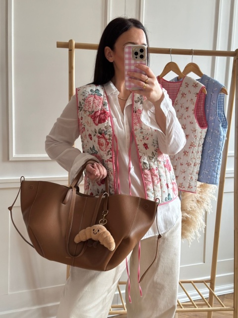 KAMIZELKA W DUŻE KWIATY DAISY RÓŻOWA