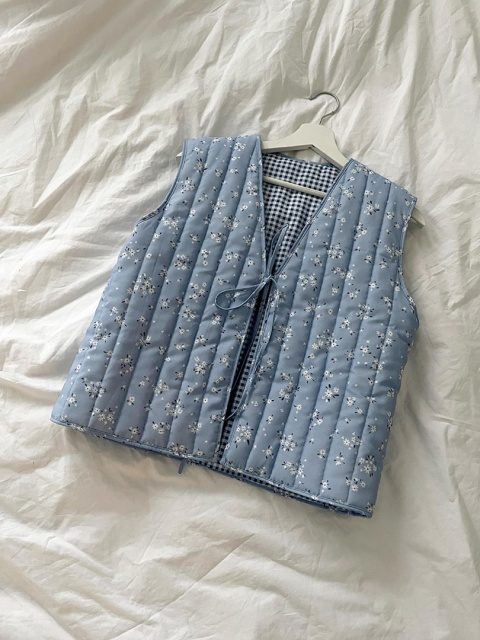 KAMIZELKA W KWIATY DAISY