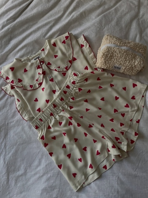 PIŻAMA DAMSKA Z FALBANKAMI SERDUSZKA WISKOZA