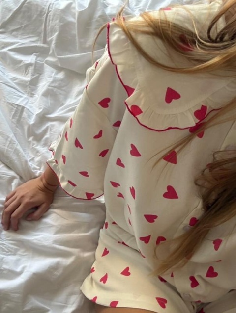 PIŻAMA DAMSKA Z FALBANKAMI SERDUSZKA WISKOZA