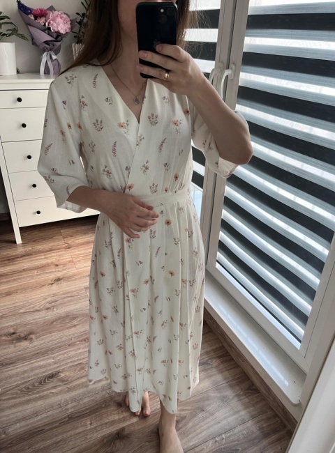 SUKIENKA KOPERTOWA W KWIATY MIDI SOFIA BLOOM