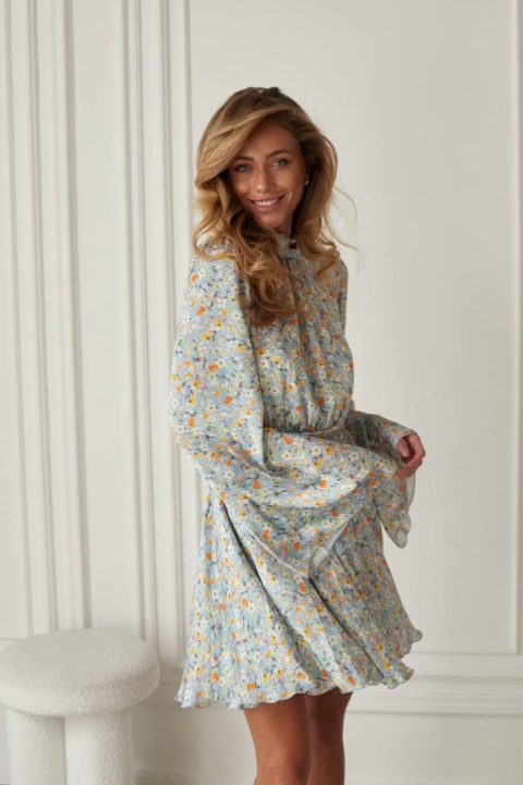 SUKIENKA KRÓTKA Z OTWARTYMI PLECAMI VELLA 2